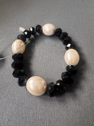 Pulsera perlas y cristales negros
