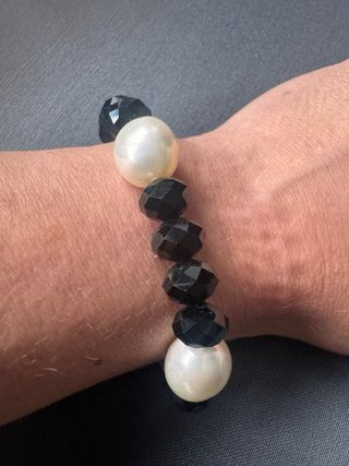 Pulsera perlas y cristales negros