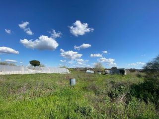 Terreno en venta en Villa del Prado