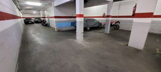 Garaje en alquiler en Montigalà -Sant Crist en Badalona