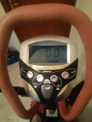 Bicicleta Elíptica BH Fitness - Buen Estado