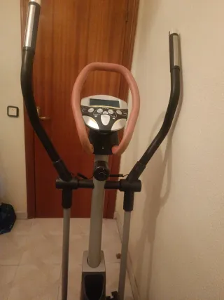 Bicicleta Elíptica BH Fitness - Buen Estado