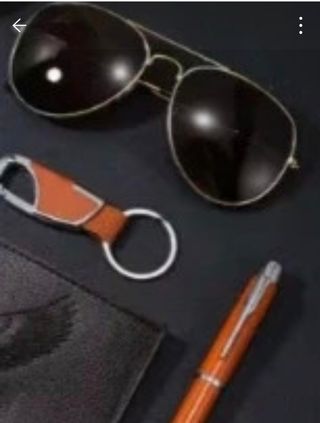 Conjunto Gafas, Llavero y Bolígrafo