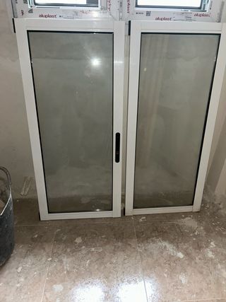 Ventanas correderas blancas semi nuevas, s