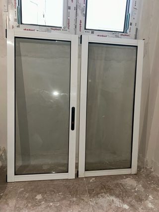 Ventanas correderas blancas semi nuevas, s