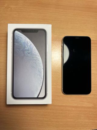 iPhone XR 64GB