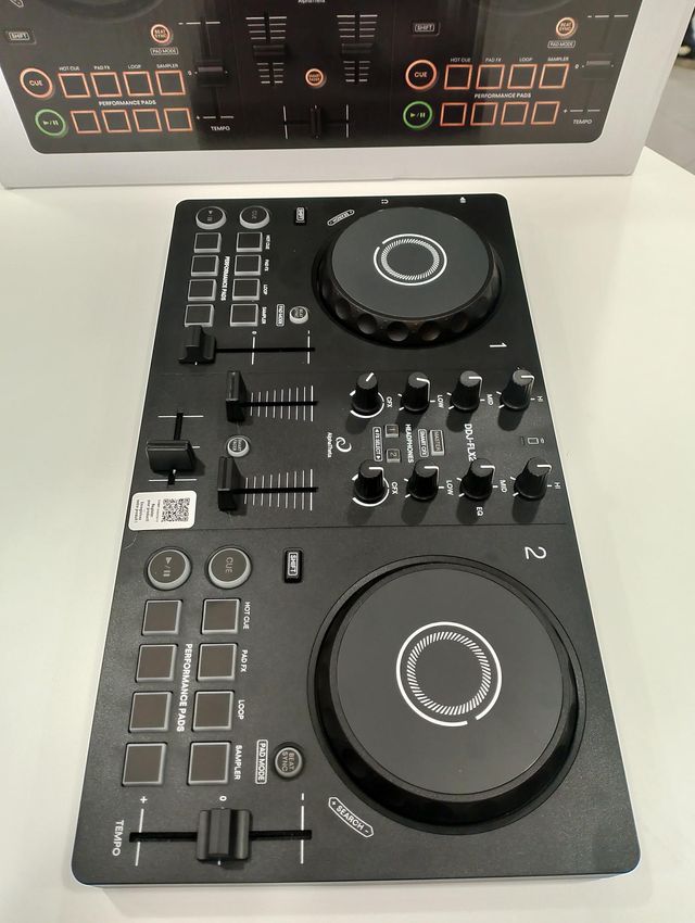 CONTROLADORA ALPHATHETA DDJ-FLX2 A ESTRENAR+CAJA