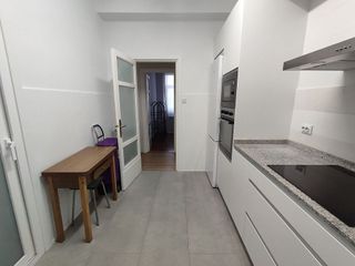 Piso en alquiler en Ensanche en Coruña (A)