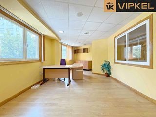 Local comercial en alquiler en Los Castros - Castrillón - Eiris en Coruña (A)