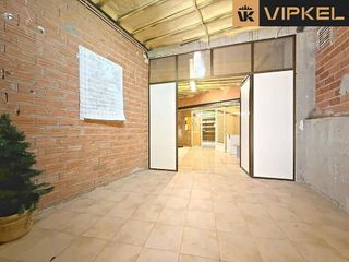 Local comercial en alquiler en Los Castros - Castrillón - Eiris en Coruña (A)