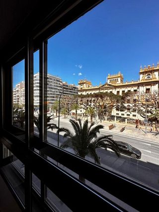 Piso en alquiler en Ensanche - Diputación en Alicante
