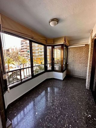 Piso en alquiler en Ensanche - Diputación en Alicante