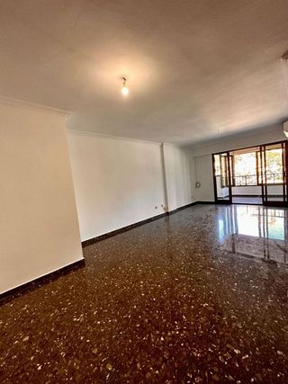 Piso en alquiler en Ensanche - Diputación en Alicante