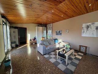 Chalet en venta en Torrelles de Llobregat