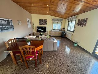 Chalet en venta en Torrelles de Llobregat