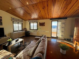 Chalet en venta en Torrelles de Llobregat