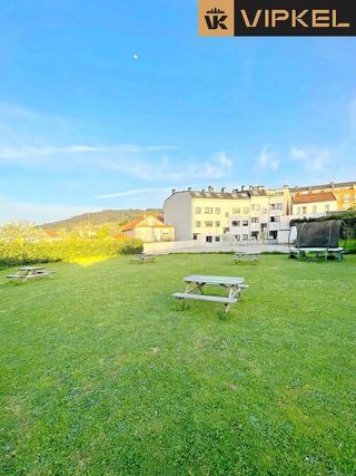 Piso en alquiler en Neda