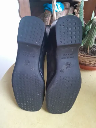 Botas de piel negras altas