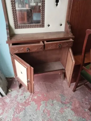 Mueble tocador vintage con espejo