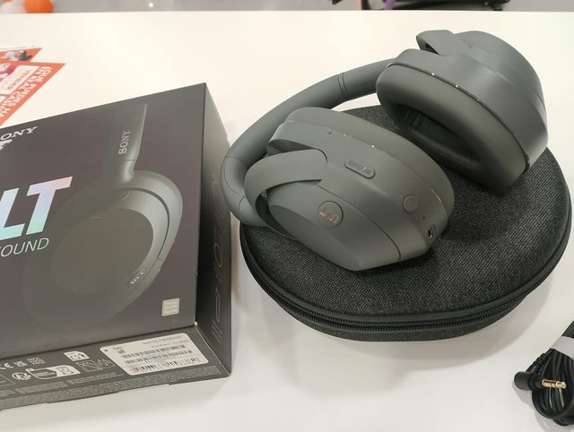 AURICULARES SONY ULT POWER SOUND A ESTRENAR