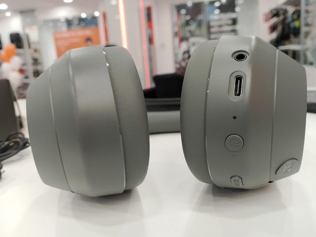 AURICULARES SONY ULT POWER SOUND A ESTRENAR