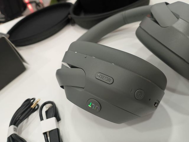 AURICULARES SONY ULT POWER SOUND A ESTRENAR