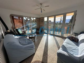 Chalet en venta en Urbanizaciones en Tortosa