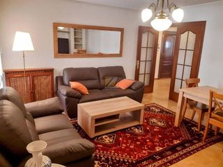 Piso en alquiler en Centro en Gijón