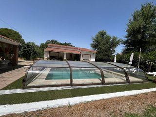 Chalet en venta en Carmona