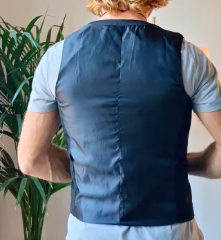 Chaleco negro de vestir