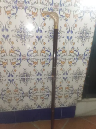 Bastón antiguo con empuñadura de pato