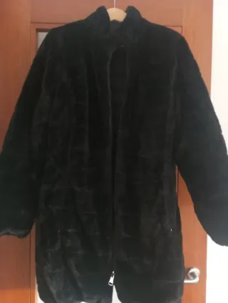 Abrigo acolchado mujer negro