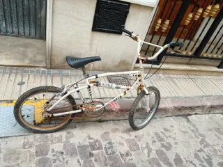 Bicicleta BMX Órbita Antigua