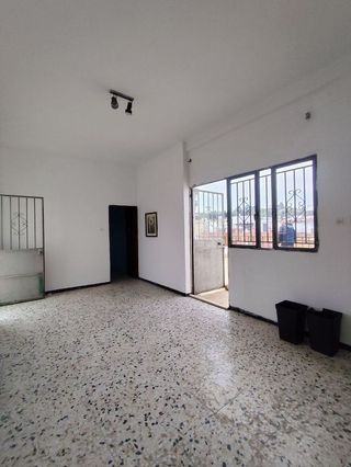 Edificio en venta en Camas
