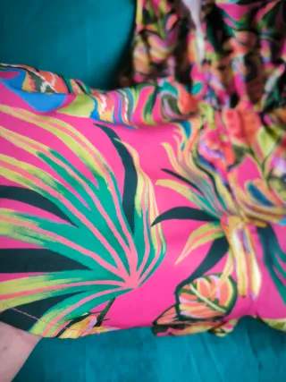 Mono corto estampado tropical