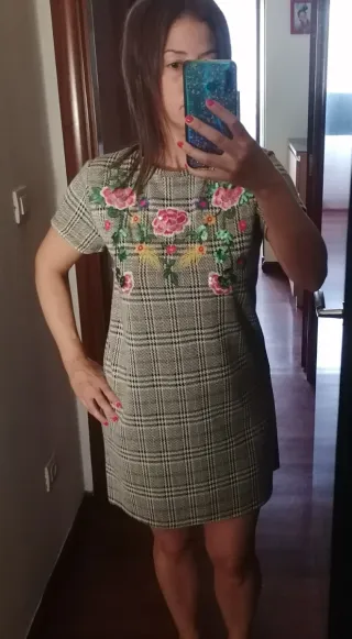 Vestido Zara M lentejuelas flores
