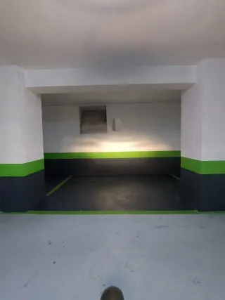 Se alquilan plazas de garaje en calle Albareda