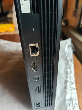 PS3 Slim 160GB con Controller e Giochi