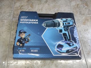 Taladro a batería con maletín y accesorios