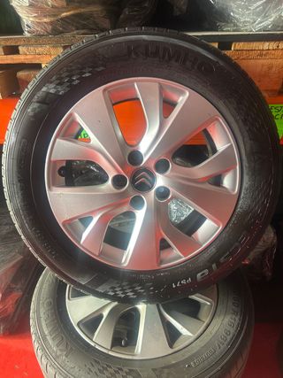 Llantas Citroen c-4 Picasso Kumho 205/60 R16 96V