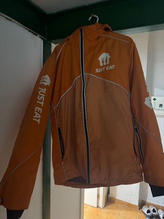 Chaqueta Impermeable Just Eat Naranja