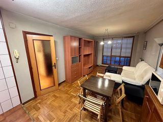 Piso en alquiler en Centro en Gijón