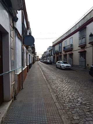 Casa adosada en venta en Lora del Río