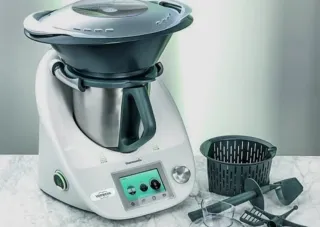 Regalo bolsa + Thermomix TM5 negociable