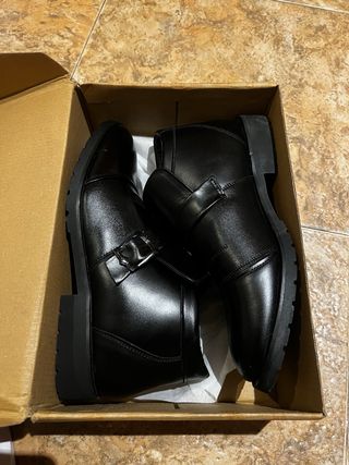 Botines Zapatos negros con hebilla