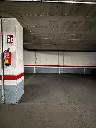 Garaje en alquiler en Nueva Andalucía en Almería