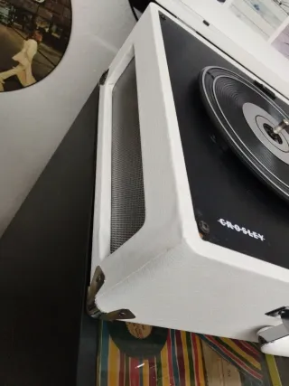 Tocadiscos The Beatles Anthology en caja vea fotos