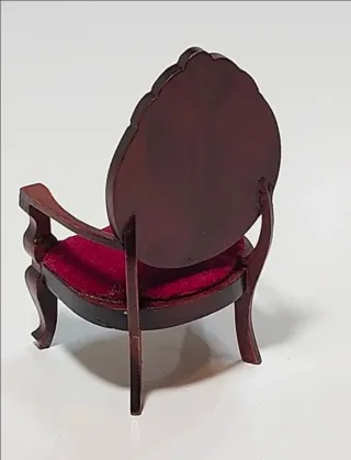 Sillón estilo Vitoriano en miniatura. S XIX