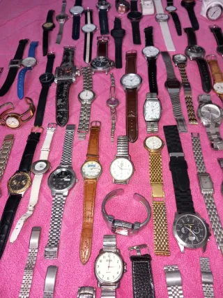 Consignamento di orologi per uomo e donna