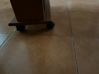 Mueble DVD/CD con ruedas